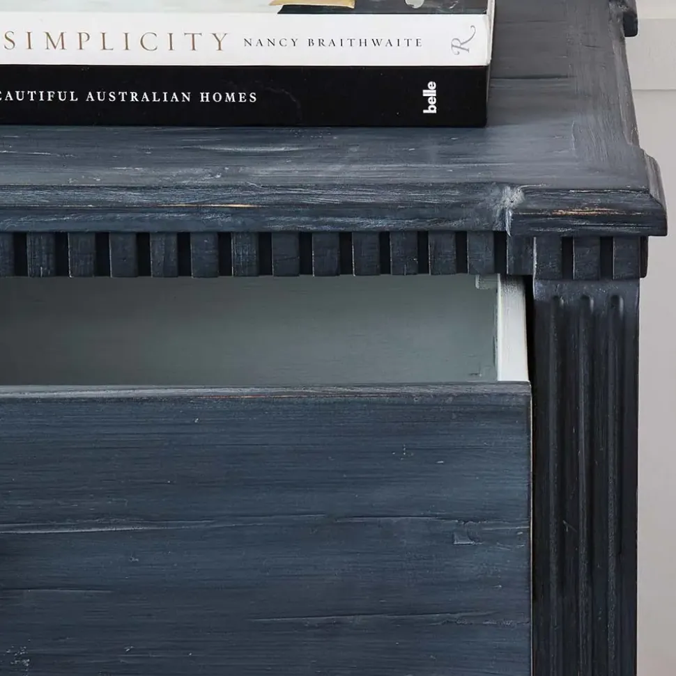 Albury Chest of Drawers