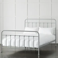 Alexander Queen Bed