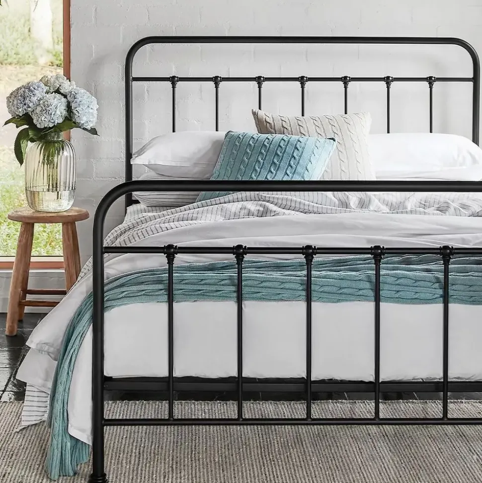 Alexander Queen Bed