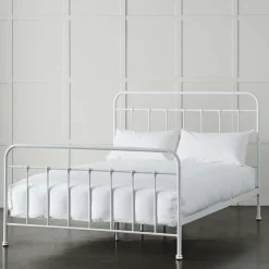 Alexander Queen Bed