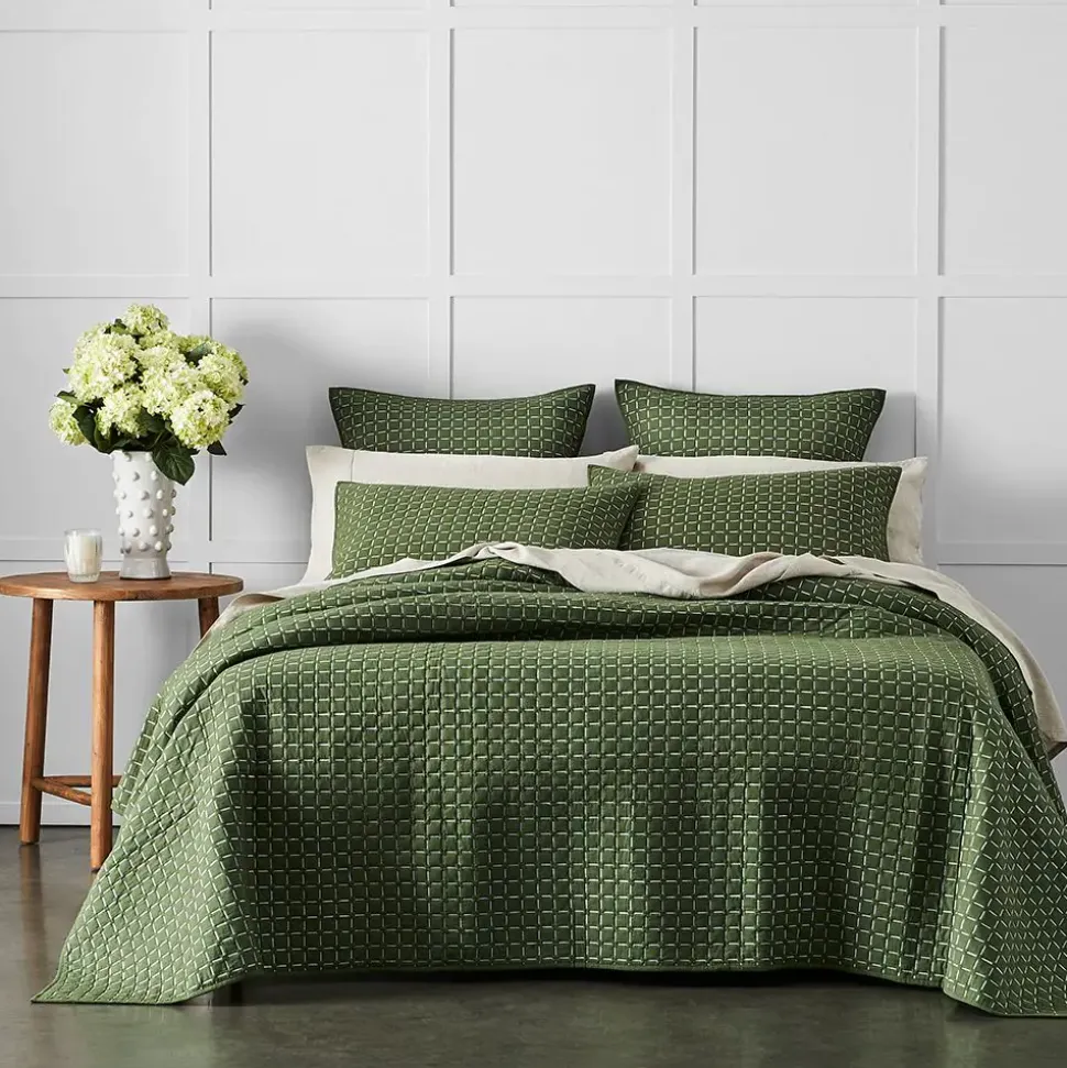 Arabella Coverlet 240x260