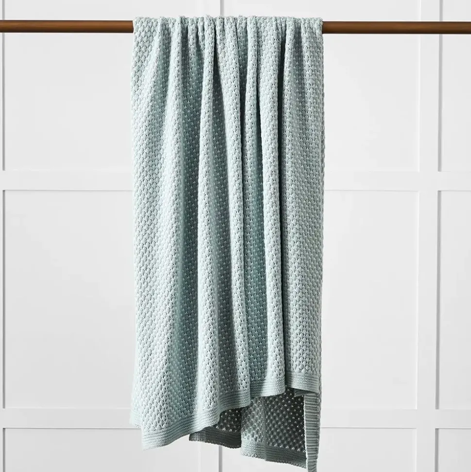 Ariel Throw