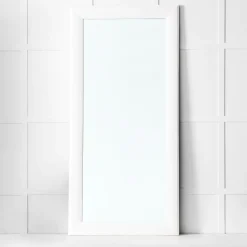 Avignon Mirror