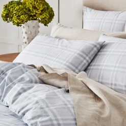Bison Quilt Cover - Grey & White