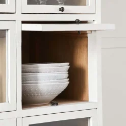 Brisbane Cabinet