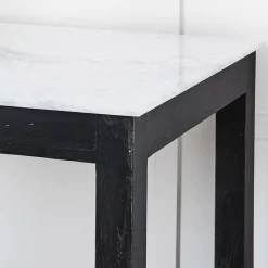 Cavendish Bench