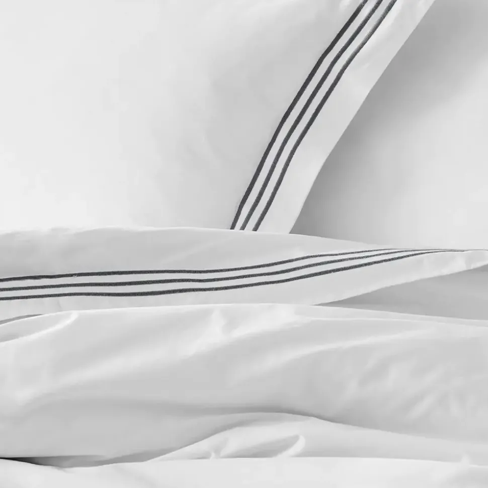 Chateau Quilt Cover - White & Dove