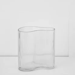 Christa Vase S