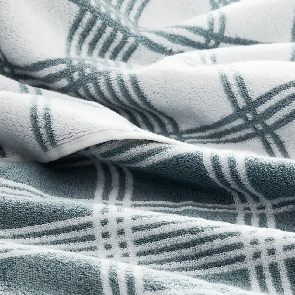 Cosmo Bath Towel