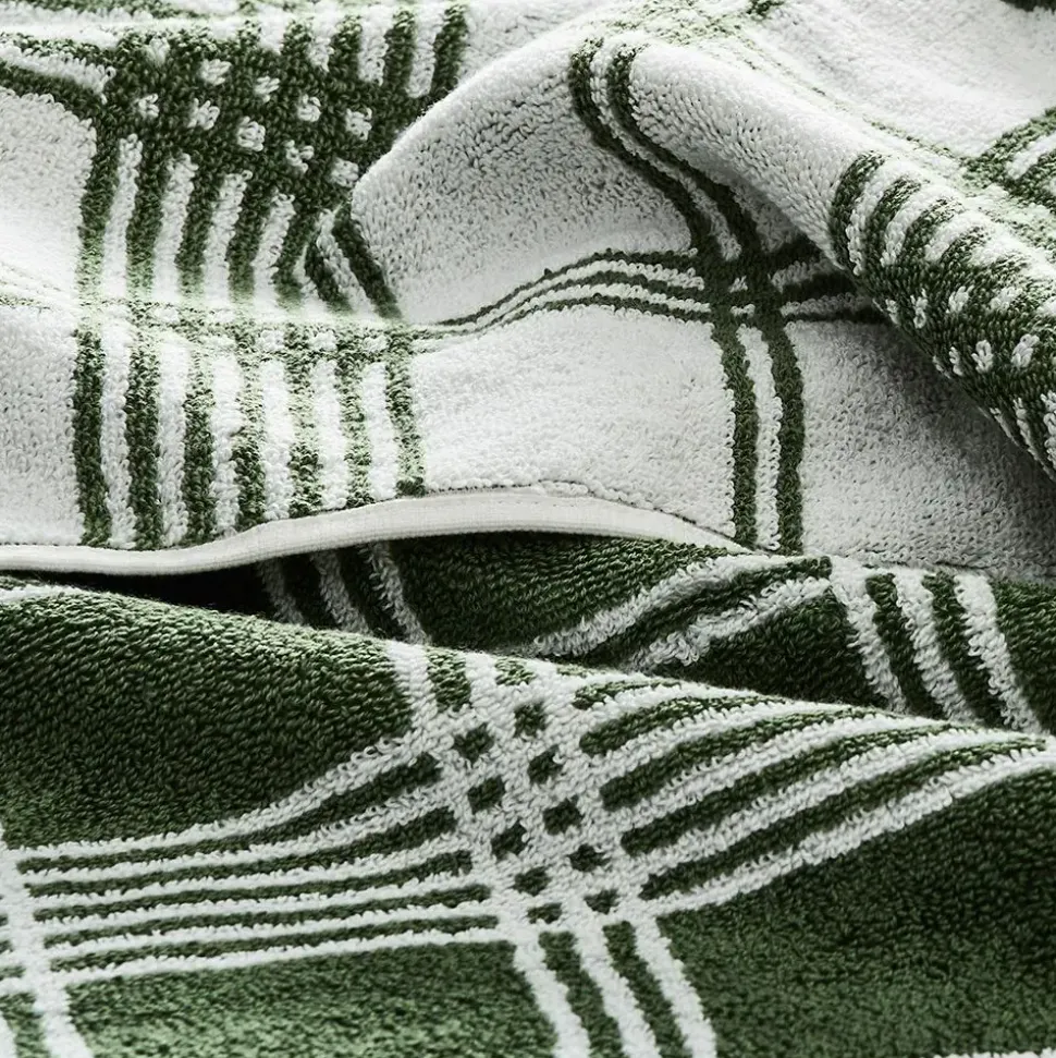 Cosmo Bath Towel