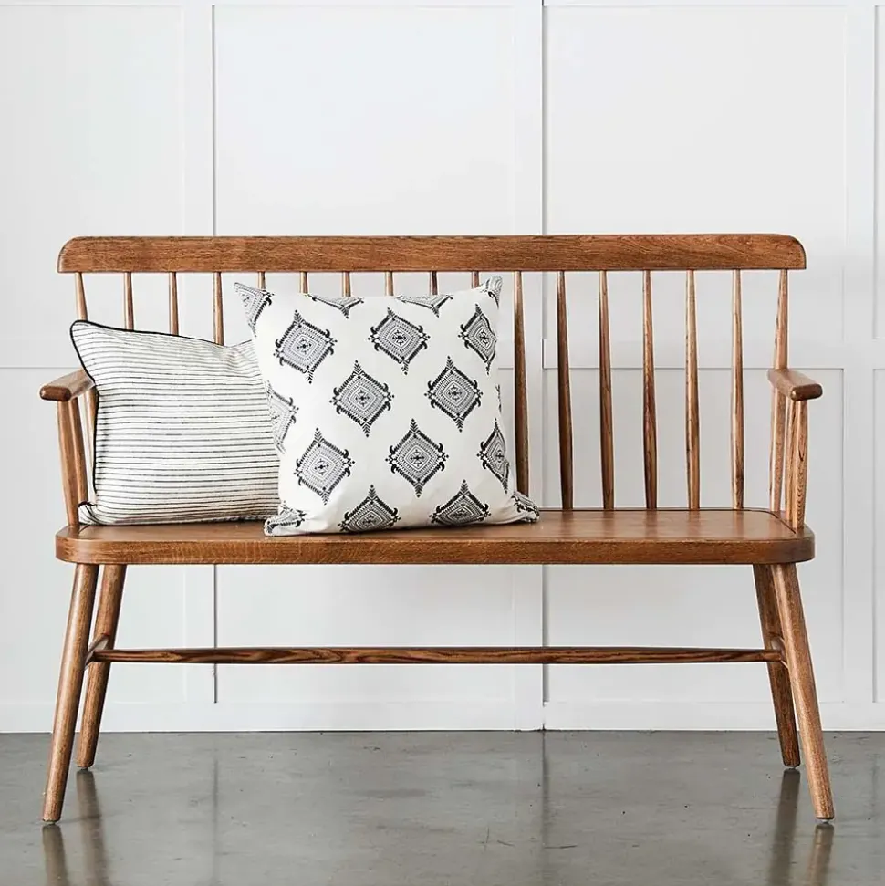 Dominic Bench