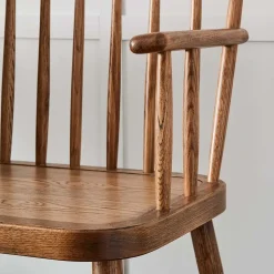 Dominic Bench