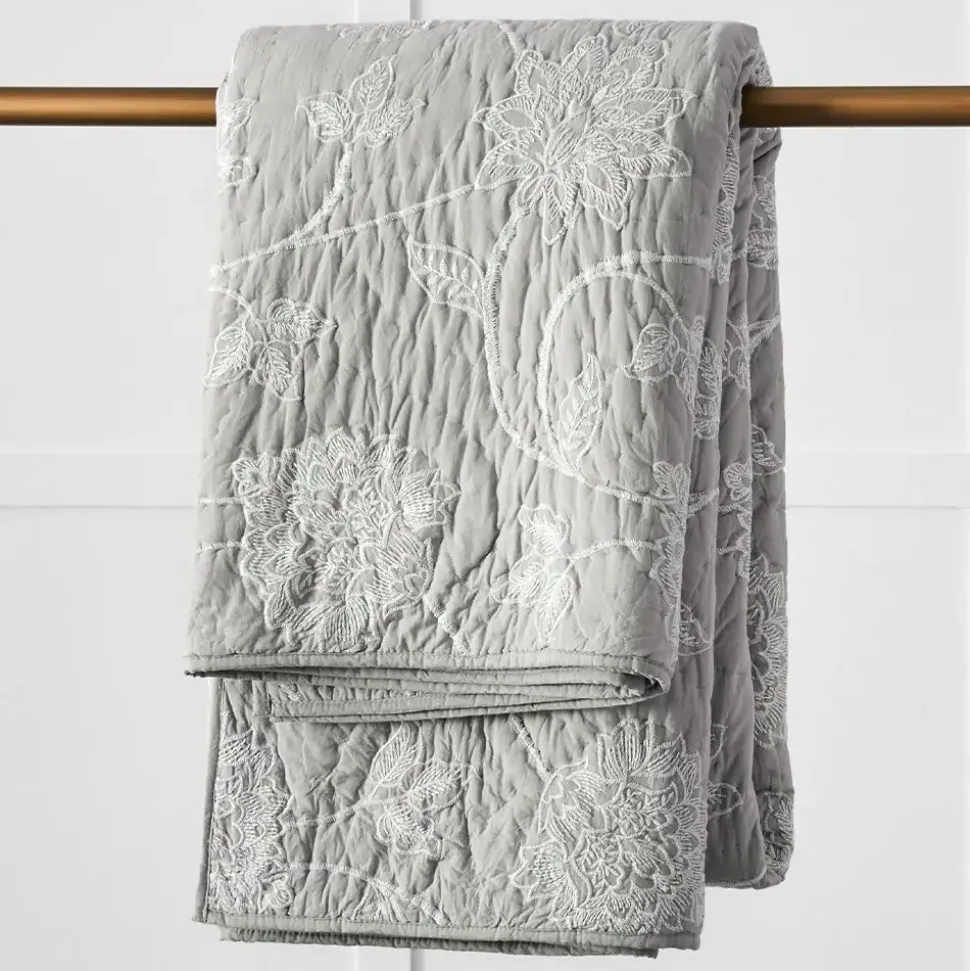 Emmeline Coverlet 240x260
