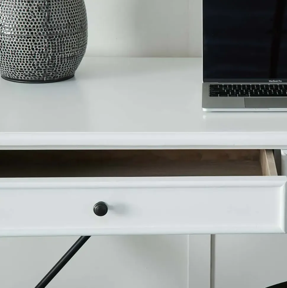 Hilton Desk