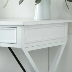 Hilton Desk