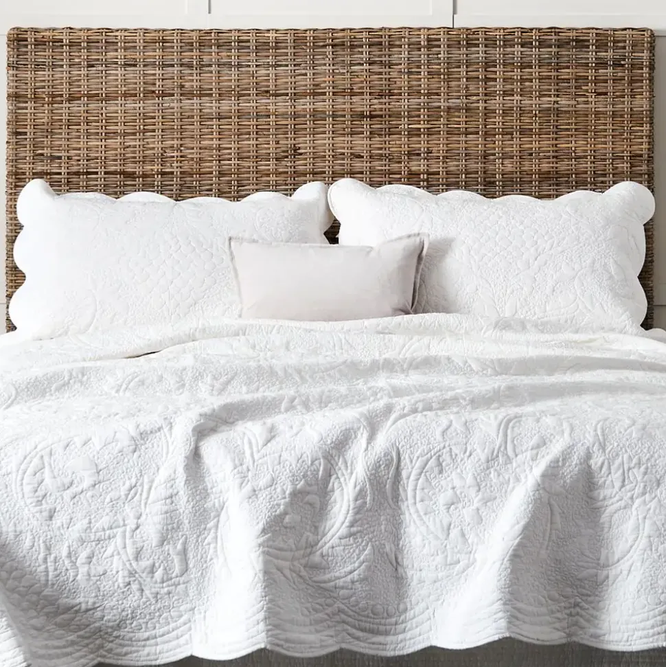 Kubu Queen Bedhead