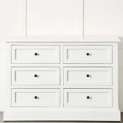Logan Chest