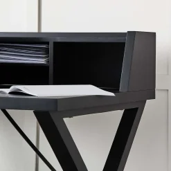Lucia Desk