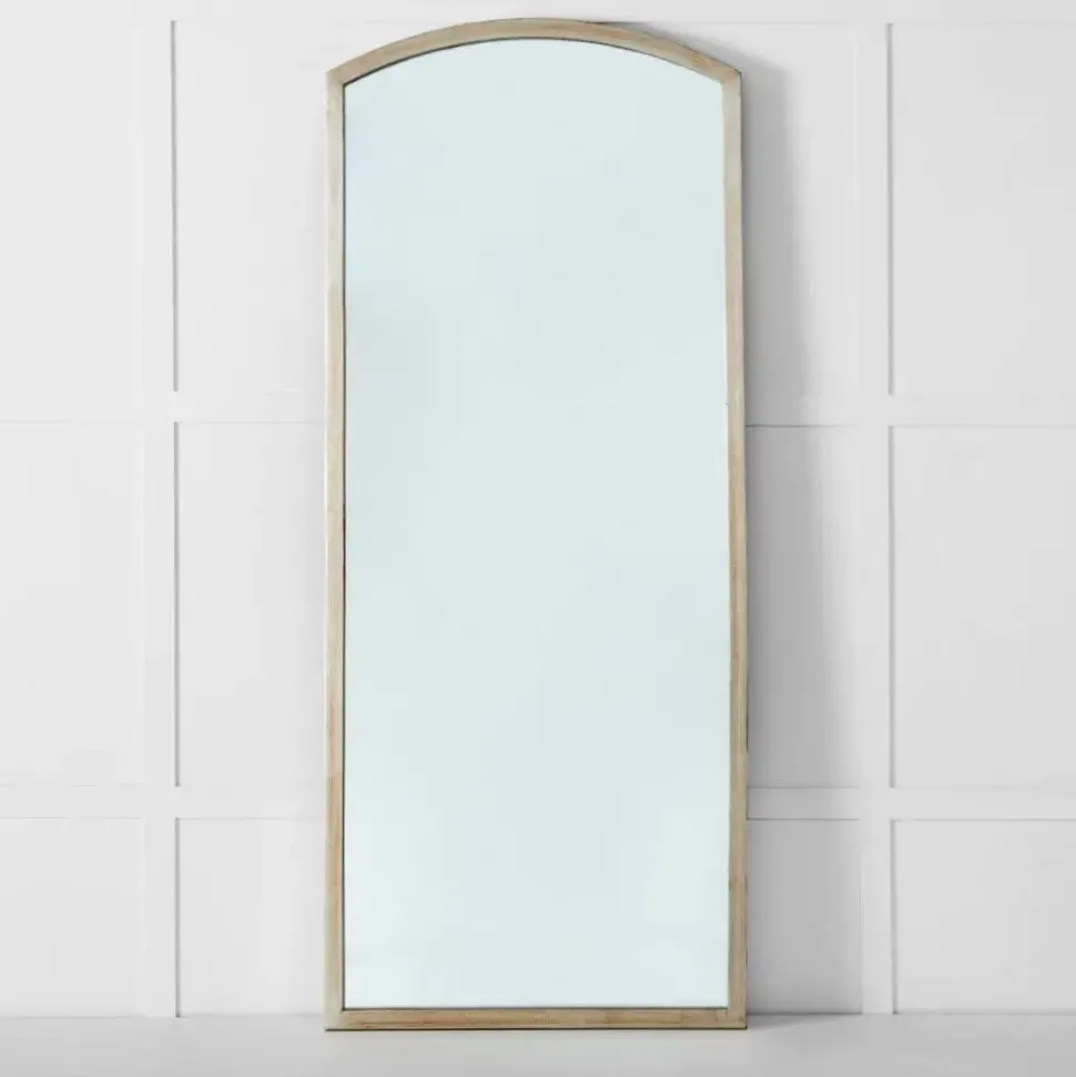 Maia Mirror