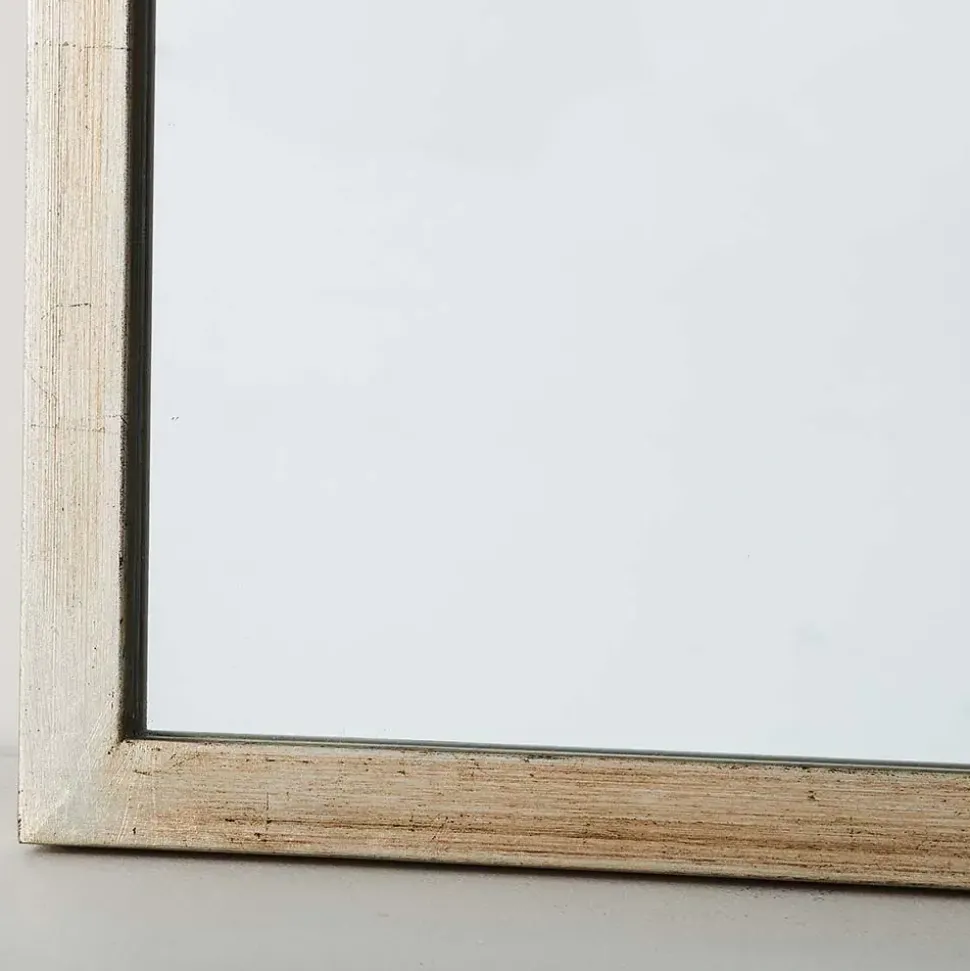 Maia Mirror