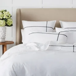 Metro Quilt Cover - White & Black