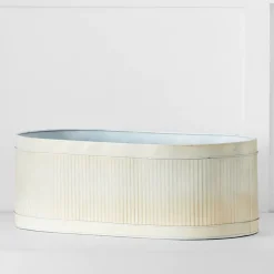 Montag Planter L