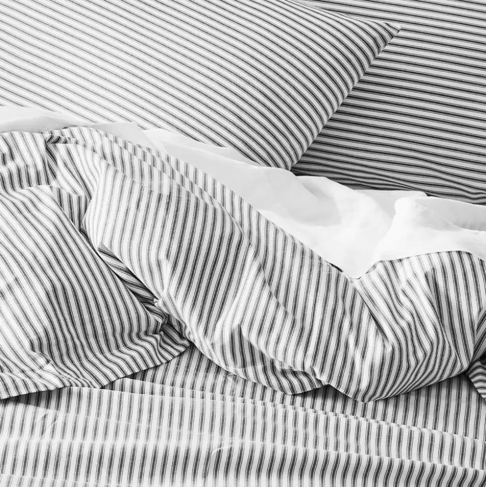 Parish Quilt Cover - Black & white