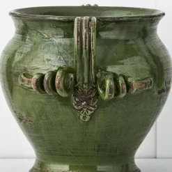 Pelike Urn