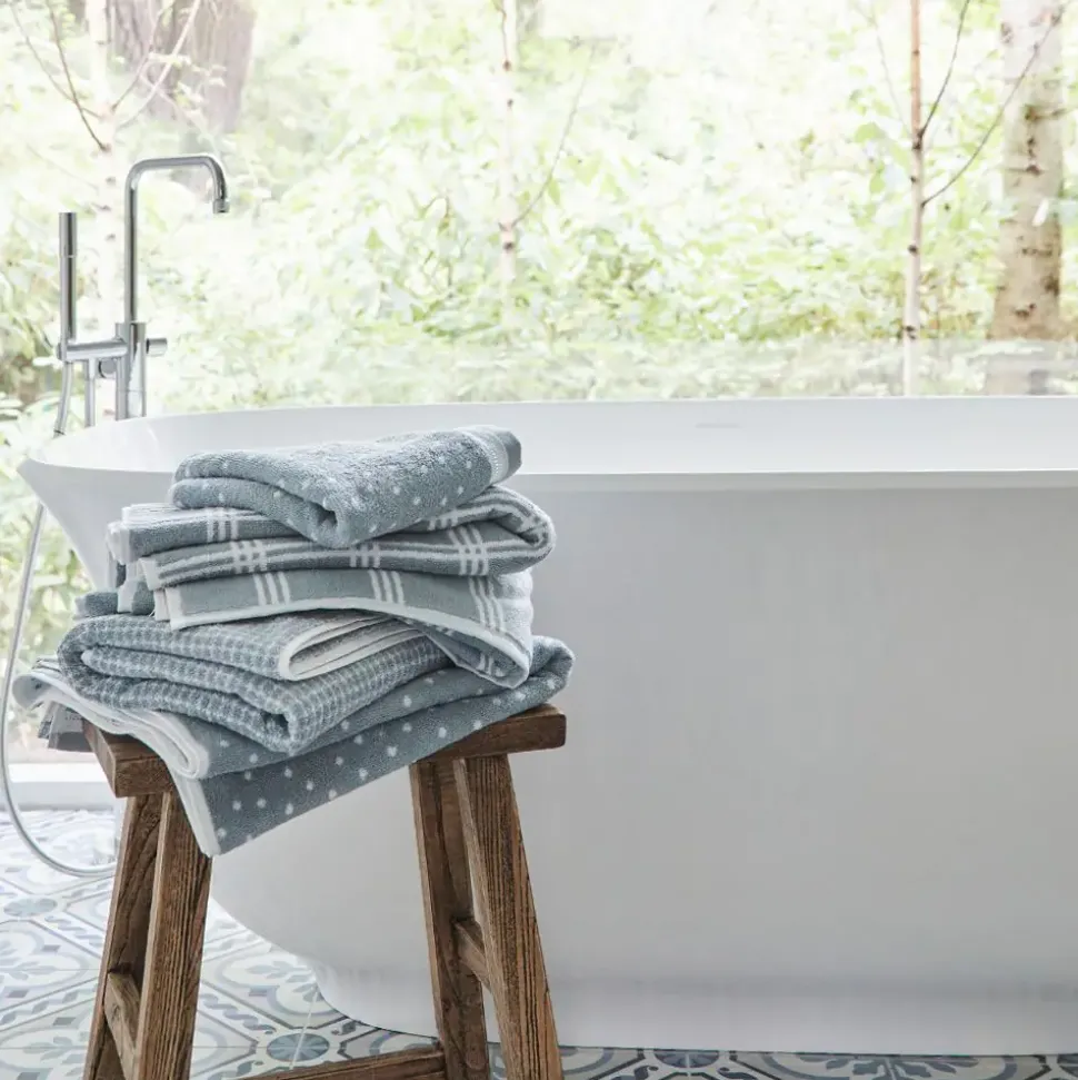Phoebe Bath Towel