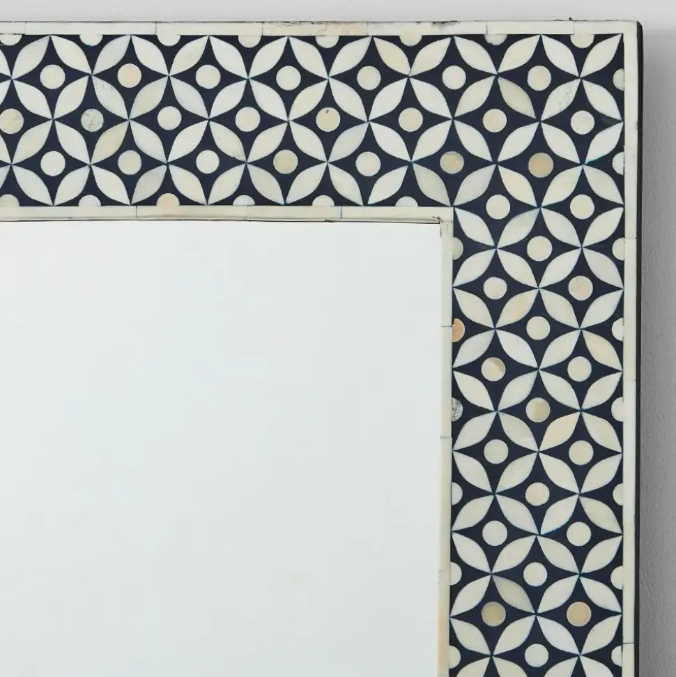 Richardson Mirror