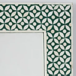 Richardson Mirror