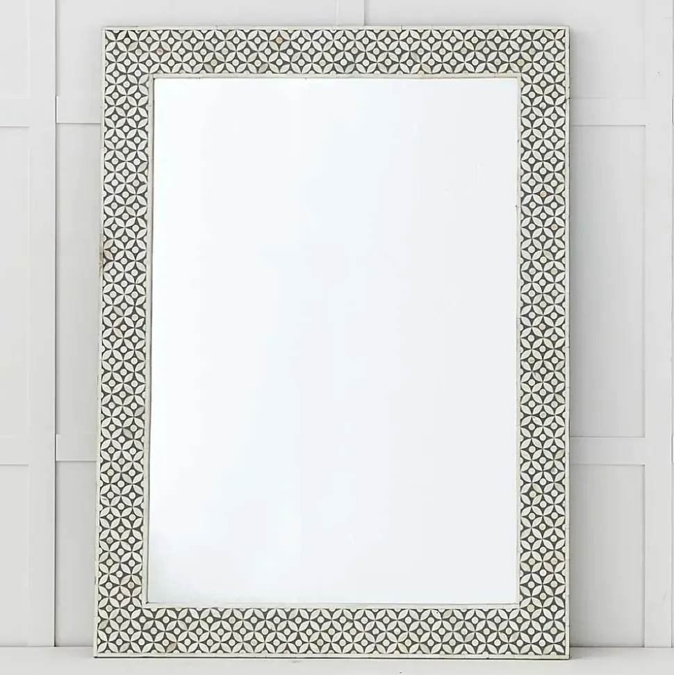 Richardson Mirror
