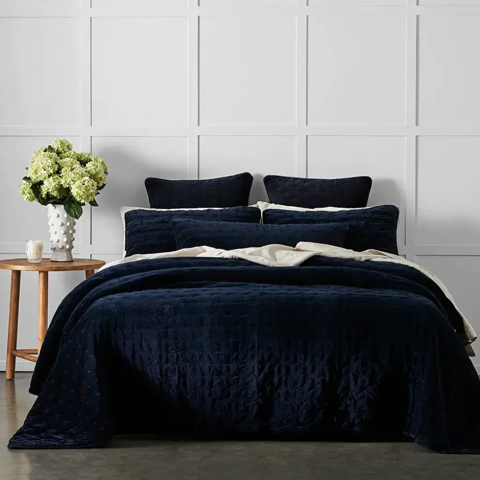 Savannah Coverlet 240x260