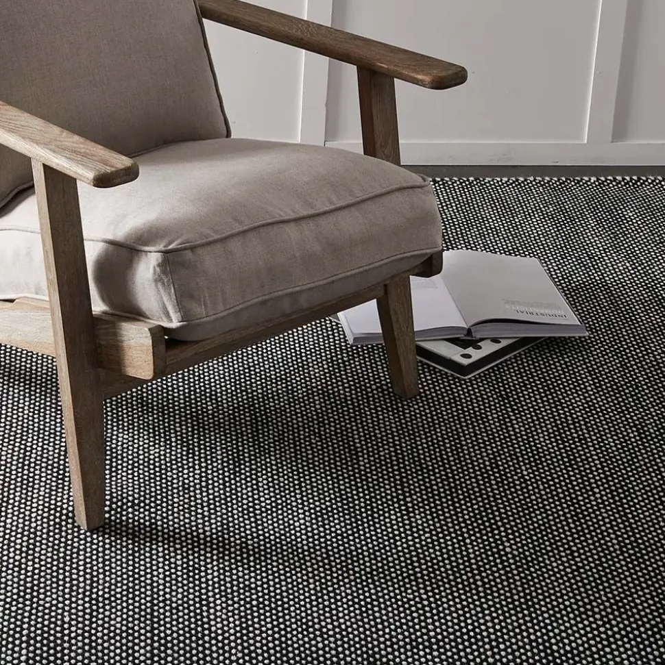 Suri Rug - Black & Ivory