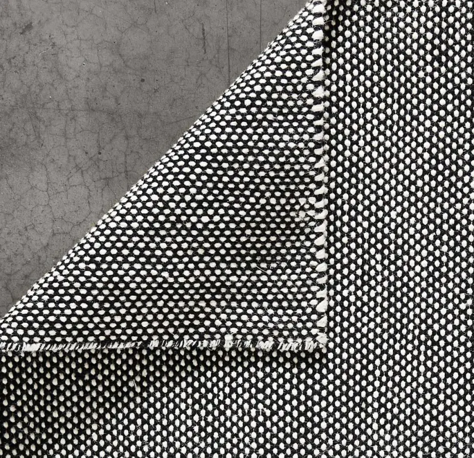 Suri Rug - Black & Ivory