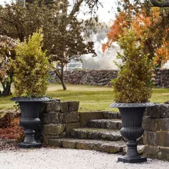 Terrain Classic Urn
