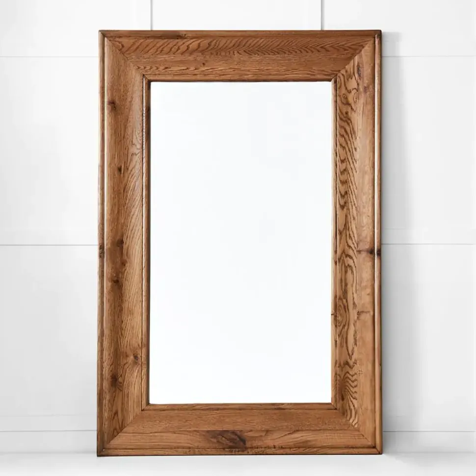 Villa Mirror